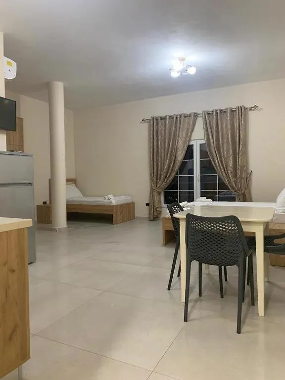דרמי Kotarja Apartments